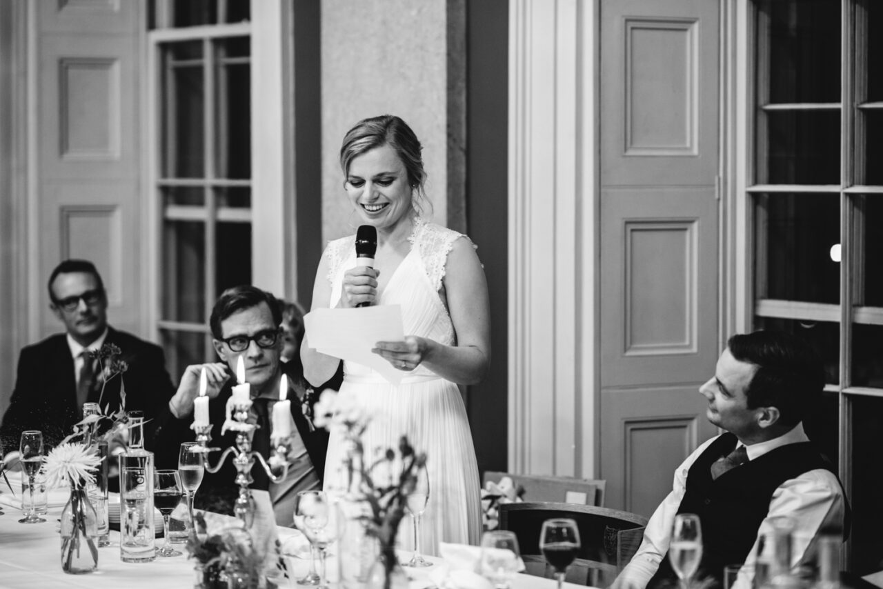 The bride gives a speech during the wedding breakfast.