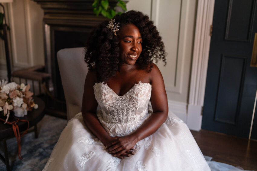 Bridal portrait seated in a suite at Kimpton Fitzroy.